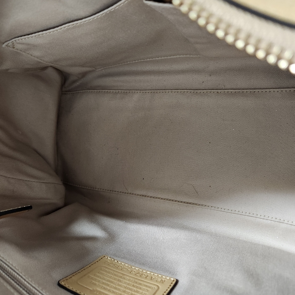 100% AUTHENTIC  COACH LEGACY LEATHER HALEY SATCHEL 23574 B4/Sand Beige Tassels - Picture 10 of 12